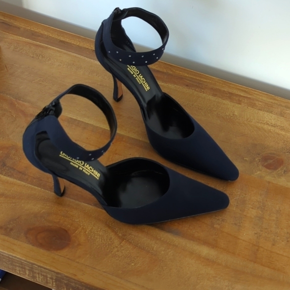 FINAL SALE 🆕🌿GIORGIO IACHINI ITALIAN HEELS🌿 - Picture 6 of 12
